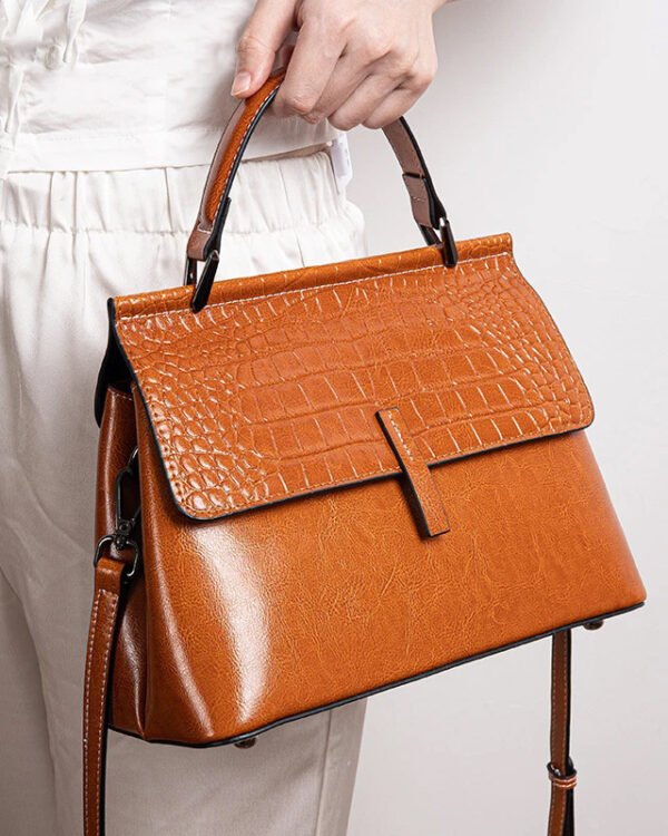 Fashionable Crocodile Pattern Genuine Leather Handbag